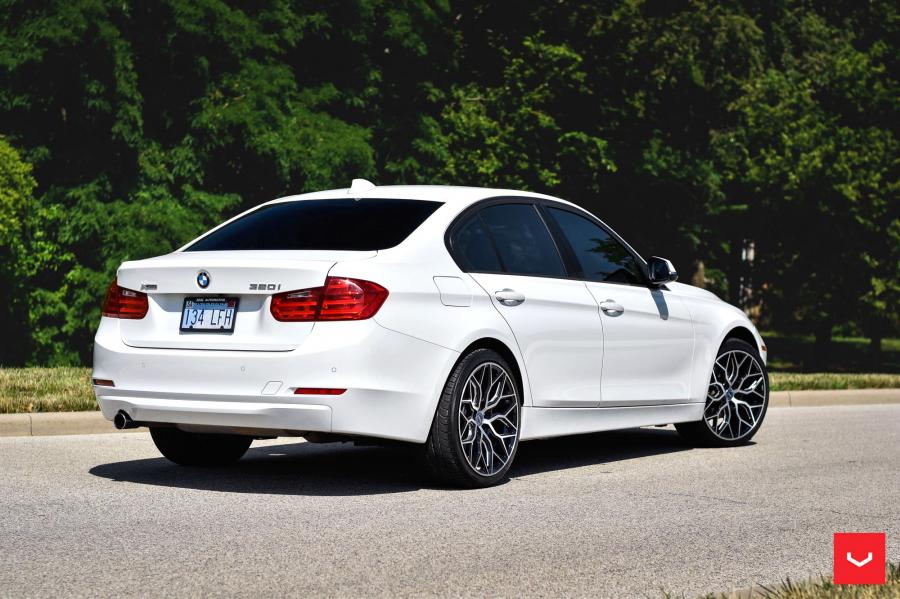  BMW 320i xDrive on Vossen Wheels (HF-2) 2019 года  (фото 10 из 12)